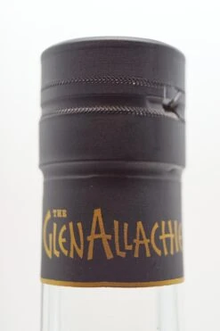 8 Jahre Speyside Single Malt Scotch Whisky 13 8 Jahre Speyside Single Malt Scotch Whisky -Jura Verkaufsgeschäft DSC00424