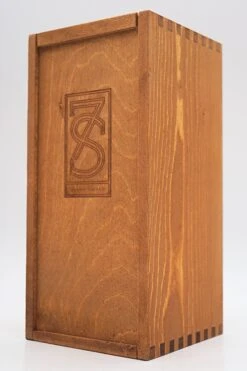 The Age Of Taurus -Jura Verkaufsgeschäft DSC09626