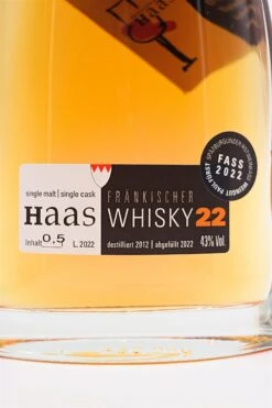 Fränkischer Single Malt Whisky 22 -Jura Verkaufsgeschäft dsc00581