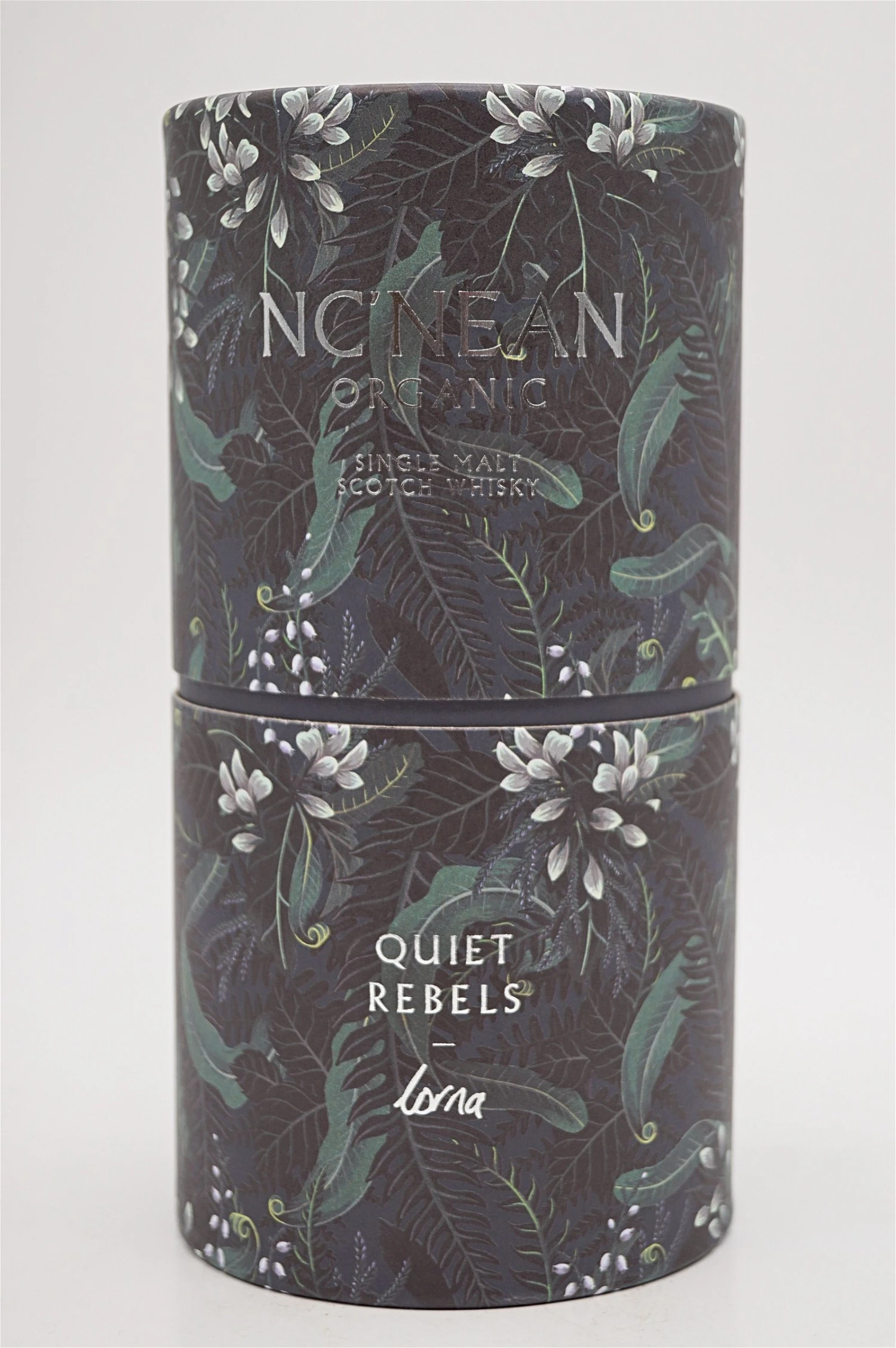 Organic Quiet Rebels Lorna Single Malt Scotch Whisky 5 Organic Quiet Rebels Lorna Single Malt Scotch Whisky – Bild 3